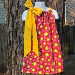 Handmade girl’s dress 👗